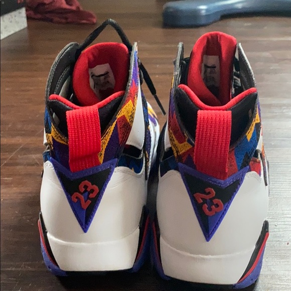 Retro 7 - Picture 5 of 6